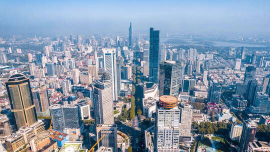 中国江苏南京紫峰大厦和城市天际线航拍风光