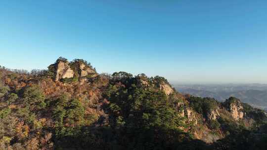 航拍千山山巅石峰景色