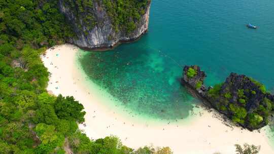 热带岛屿天堂和美丽的大自然