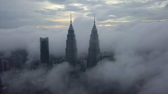 马来西亚吉隆坡的4K无人机拍摄的云朵PE