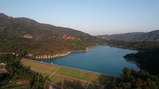 珠海金台寺佛教寺庙夕阳水库航拍