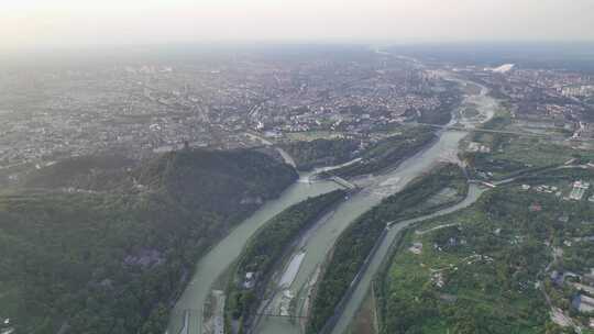 航拍清晨的四川成都岷江都江堰水利工程