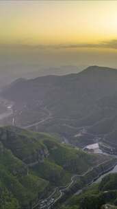 高清竖屏航拍山西太行山大峡谷日出风景