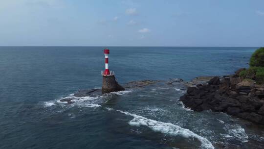 涠洲岛灯塔海边风浪海浪风景2