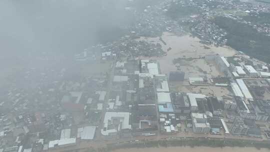 城镇洪水淹没航拍山洪水灾自然灾害极端天气