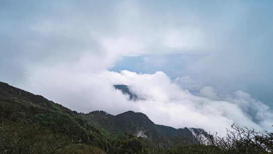 四川峨眉山风景区云雾延时摄影