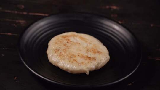 黄鱼饼制作视频素材模板下载