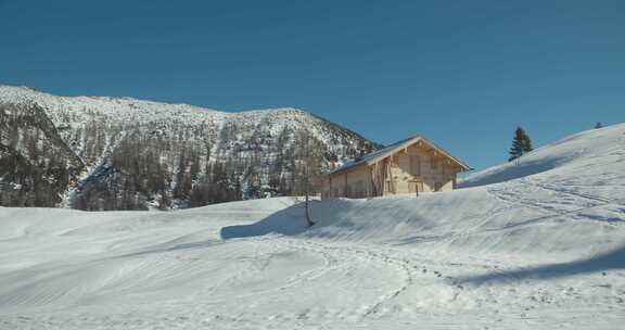 山，雪，小屋，孤独