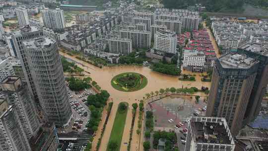 2024年6月下旬黄山市暴雨后洪水来袭