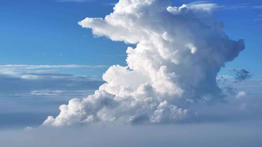 形态不同的云彩 云层