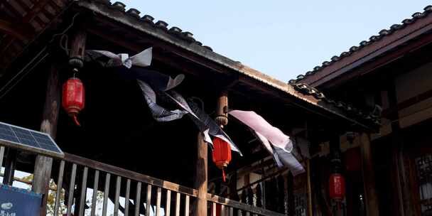 古风建筑挂饰灯笼特写