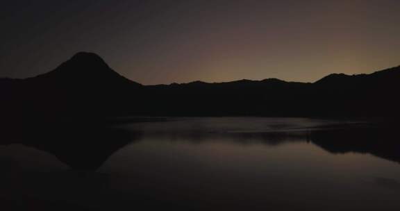 日出，圣地亚哥泻湖，萨马纳哥伦比亚，天然