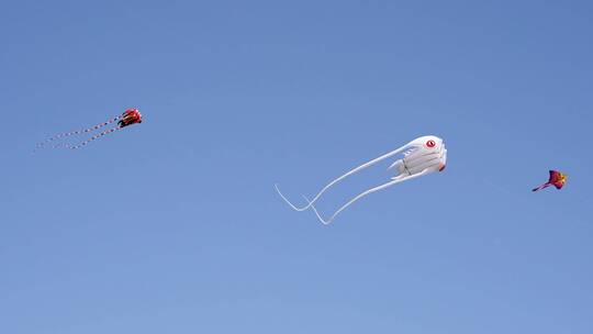 天空的风筝放风筝视频素材模板下载