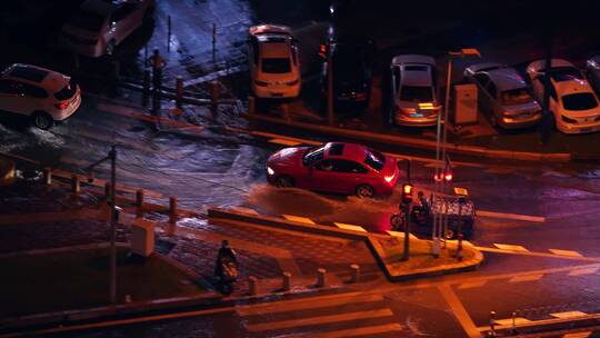 唯美下雨夜晚雨中的城市4k视频素材