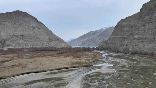 艾瑞里弗峡谷