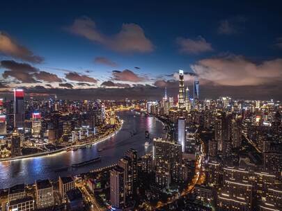 上海陆家嘴繁华夜景