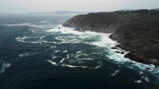 海浪礁石沙滩海