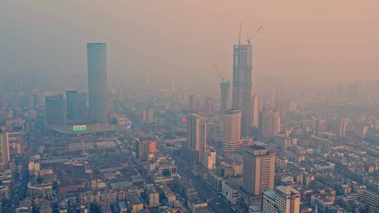 城市摩天大楼建造 城市雾霾天气