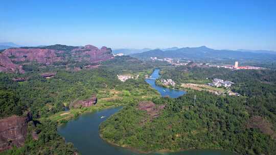 航拍韶关丹霞地貌丹霞山阳元峰长老峰景区