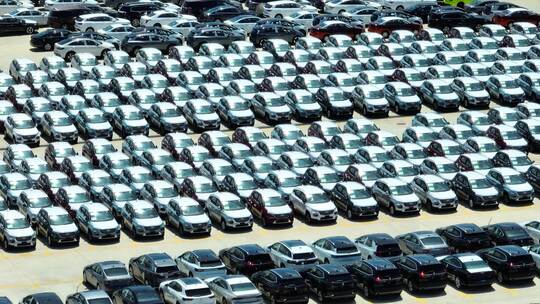 广州港航拍汽车码头港口