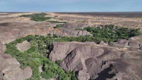 新疆克拉玛依白杨河大峡谷景区航拍自然风光