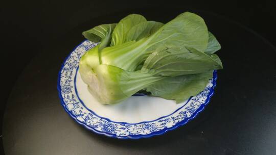 上海青二月半蔬菜