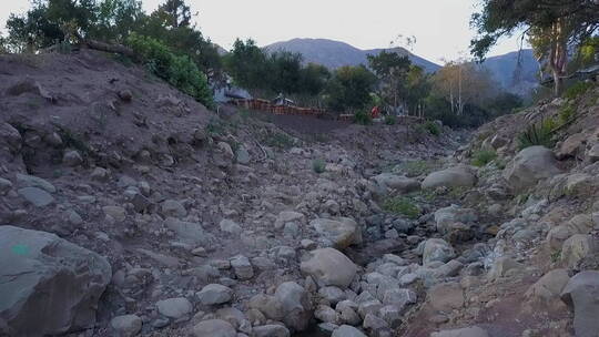蒙特西托洪灾中碎片盆地泥石流区