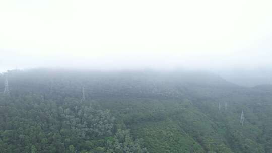 深圳塘朗山云雾航拍