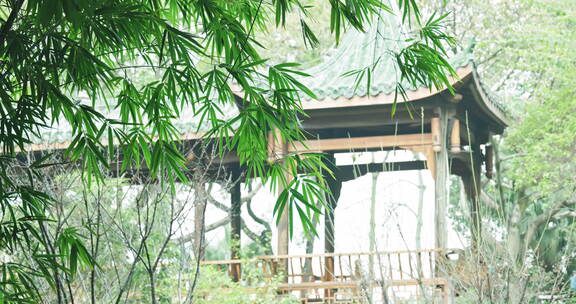 中国重庆市鹅岭公园园林景观、古建筑、拱桥