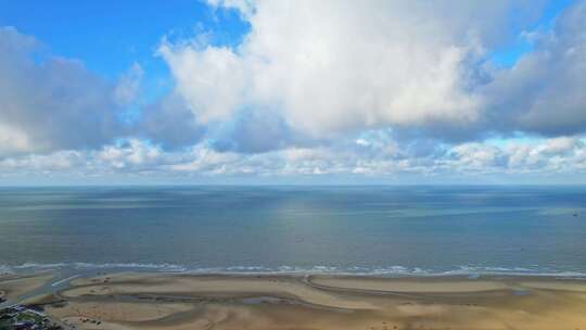 天空蓝天白云自然风景大海海浪海洋波浪