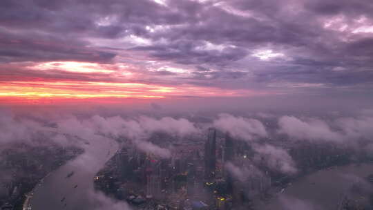 上海陆家嘴日出云海景观