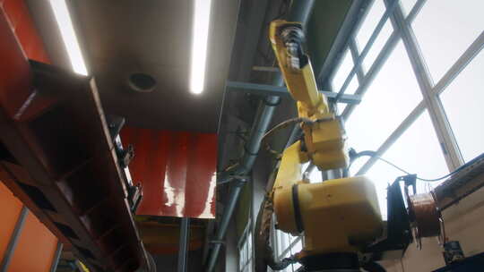 工厂机械臂工作特写视频素材模板下载