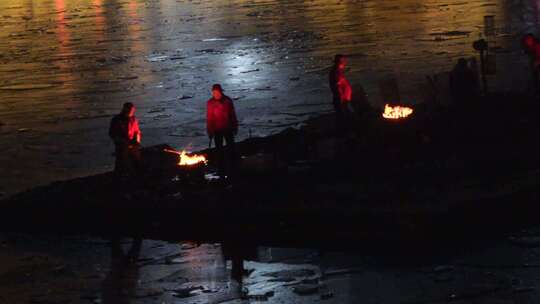 打铁花 传统表演 传统文化 节日气氛 夜景