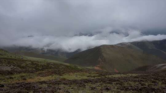 四川甘孜州高原冷嘎措贡嘎雪山延时