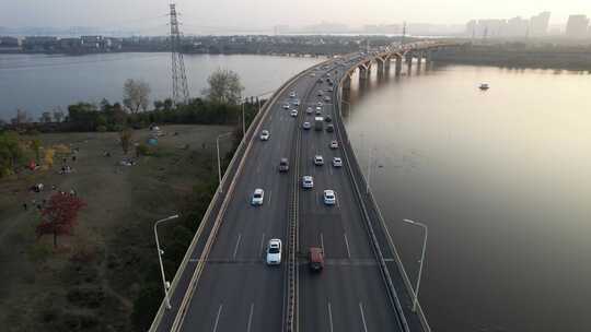 城市道路交通野芷湖大桥珞狮南路