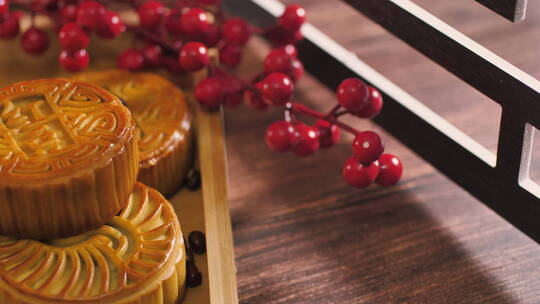 中国传统美食八月十五中秋节月饼甜点视频素材模板下载