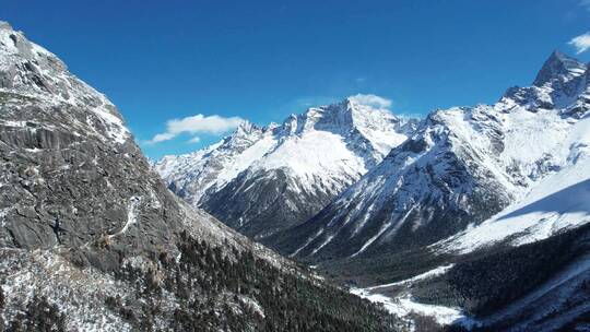 毕棚沟雪山航拍视频素材