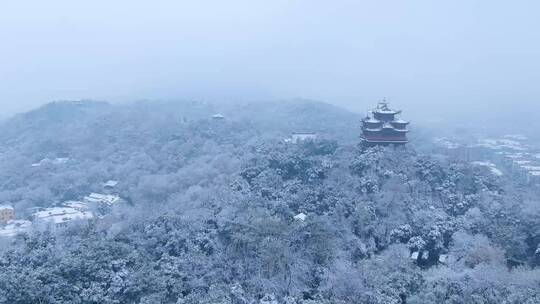 杭州雪中城隍阁航拍视频视频素材模板下载