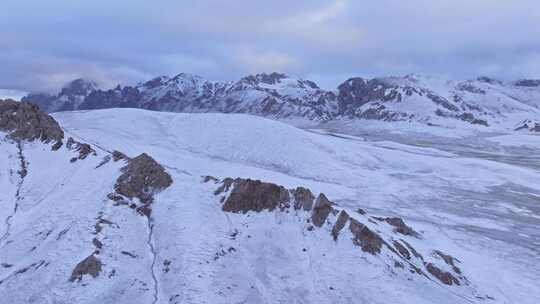 青海三江源雪景地貌航拍