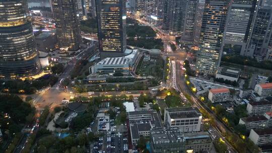 上海陆家嘴平流雾穿云城市夜景4K建筑航拍