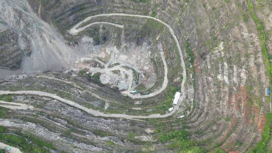 航拍湖北黄石国家矿山公园亚洲第一坑视频素材模板下载