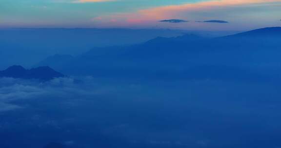 云南自然风光大山山上景观高山峡谷