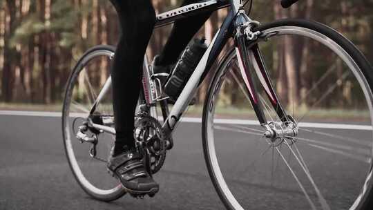 公路自行车、骑自行车的人视频素材模板下载