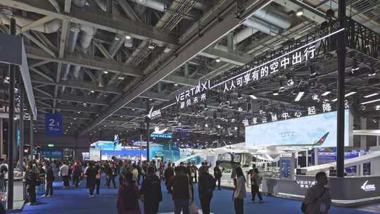 第八届进博会2.1馆汽车及智慧出行展区