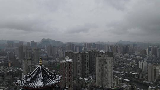 贵阳冬季下雪城市风景航拍素材