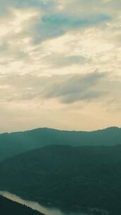 自然风光山川夕阳竖屏航拍