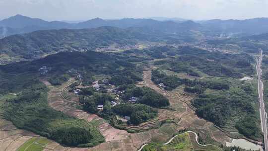 丘陵山川稻田梯田风光航拍