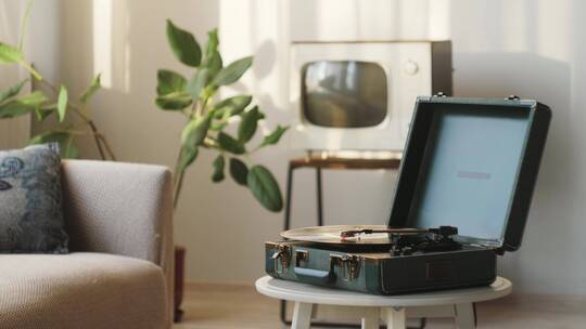 复古的黑胶唱片机