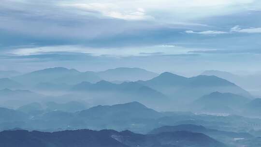 航拍皖南山区清晨的山