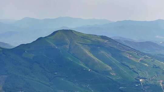 长焦航拍清晨日出群山青山万重山平流雾云海